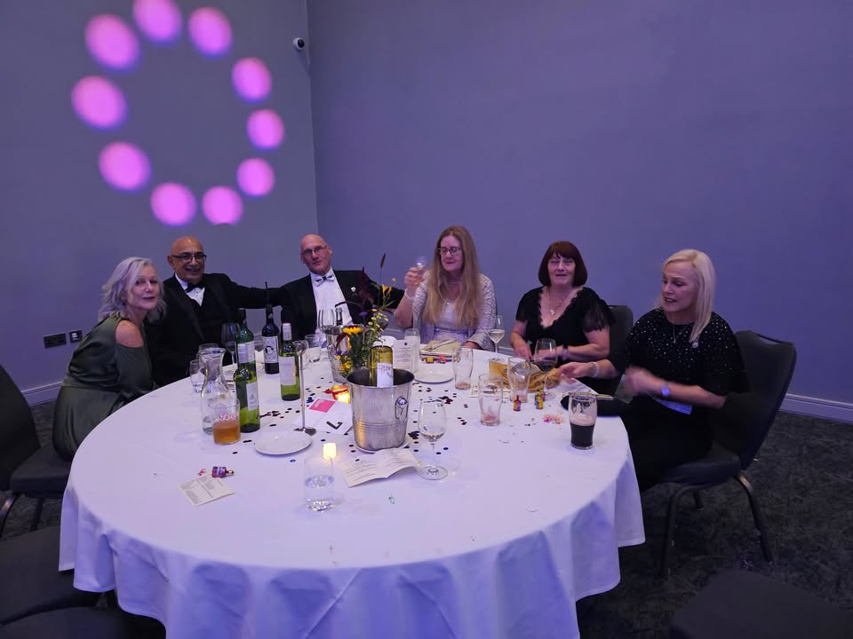 Cheshire support Warwickshires Sesquicentenary – photo 3 of 12